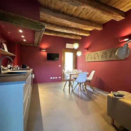 בית נופש Casa Lovi בורגוסזיה