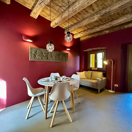 בית נופש Casa Lovi בורגוסזיה
